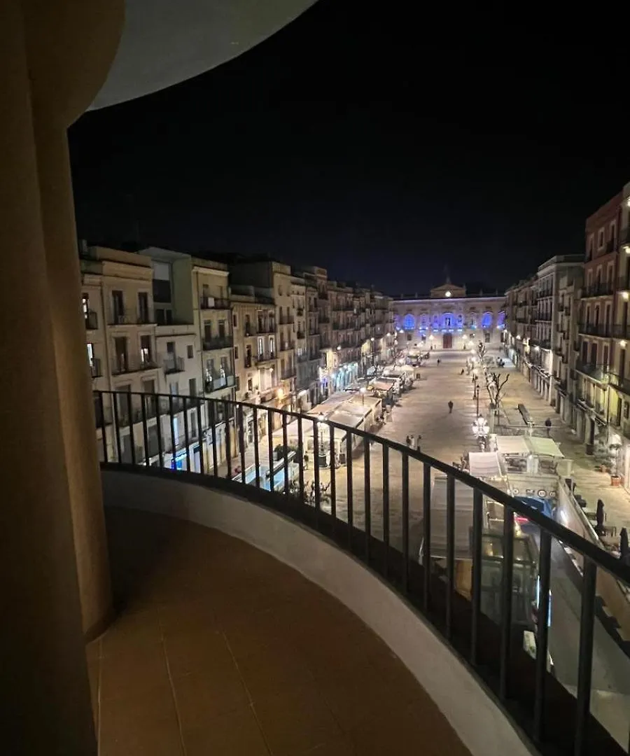 El Faro Apartaments Suites - Placa De La Font タラゴナ 0*,